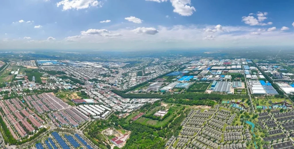 Flycam toàn cảnh khu công nghiệp và khu đô thị EcoLakes Mỹ Phước